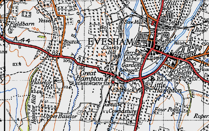 Old map of Hampton in 1946