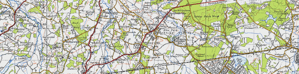 Old map of Hartley Wintney in 1940