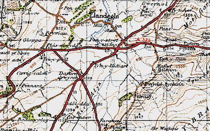 Old map of Bryniau'r-plas in 1947